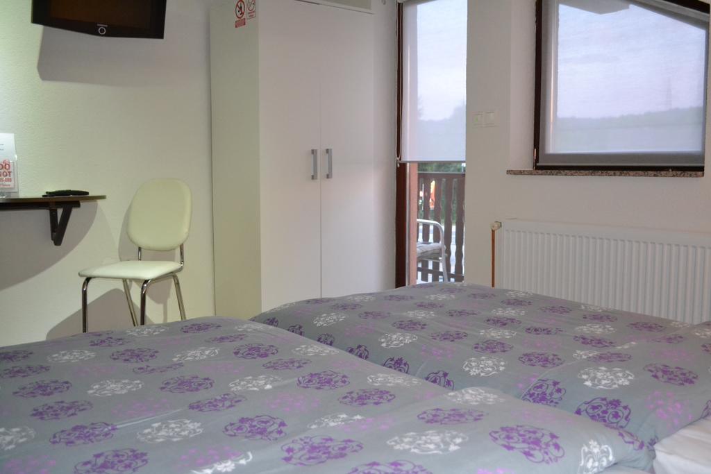 Guesthouse Zalac Slunj Buitenkant foto
