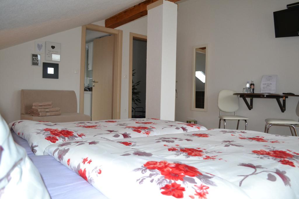 Guesthouse Zalac Slunj Buitenkant foto
